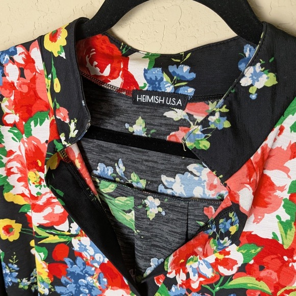 Heimish USA Floral Blouse Black with Red Blue‎ Green Print Size M Cottage Boho - Picture 3 of 6